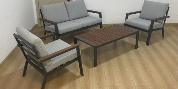 פינת ישיבה לגינה מאלומיניום בשילוב פוליווד איכותי - דגם אפריקן